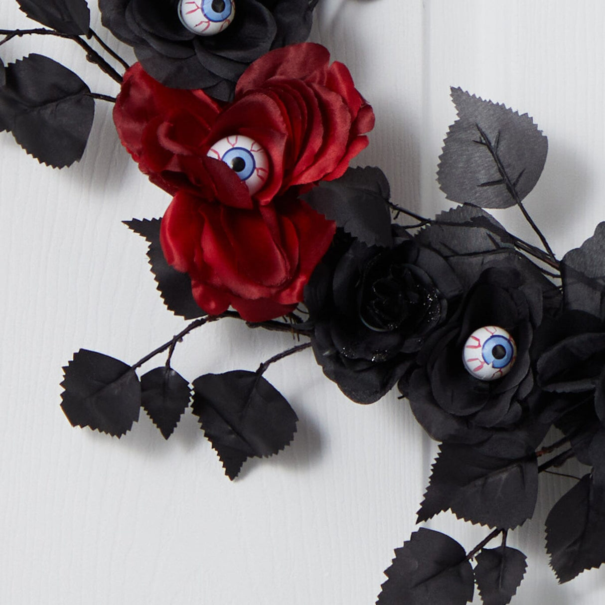 24” Eyeball Rose Halloween Artificial Wreath