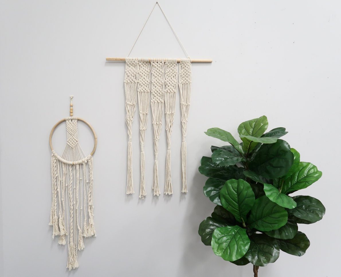 2.5’ x 2’ Hand Woven Macrame Wall Hanging Decor