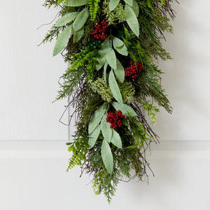 30” Cedar and Berry Artificial Christmas Swag