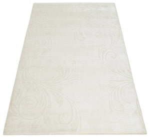 4x6 Hand Woven and Carved Silver and Ivory Floral Art Silk Rug | KNT5