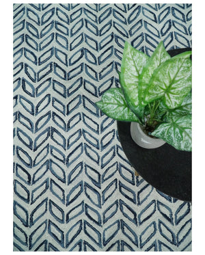 5X8 and 8x10 Contemporary Farmhouse Leaf's Hand Tufted Silver and Blue Loop Wool Rug