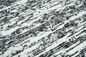 5x8 Hand Made Woolen Chunky and Soft Black and Ivory Area Rug | BER1