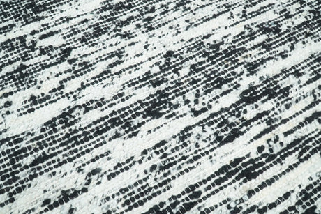 5x8 Hand Made Woolen Chunky and Soft Black and Ivory Area Rug | BER1