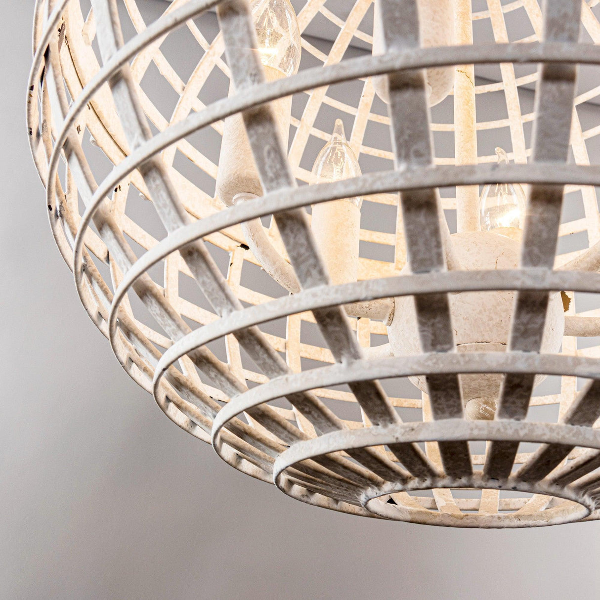6-Light Vintage And Farmhouse Globe Island Pendant Light in White