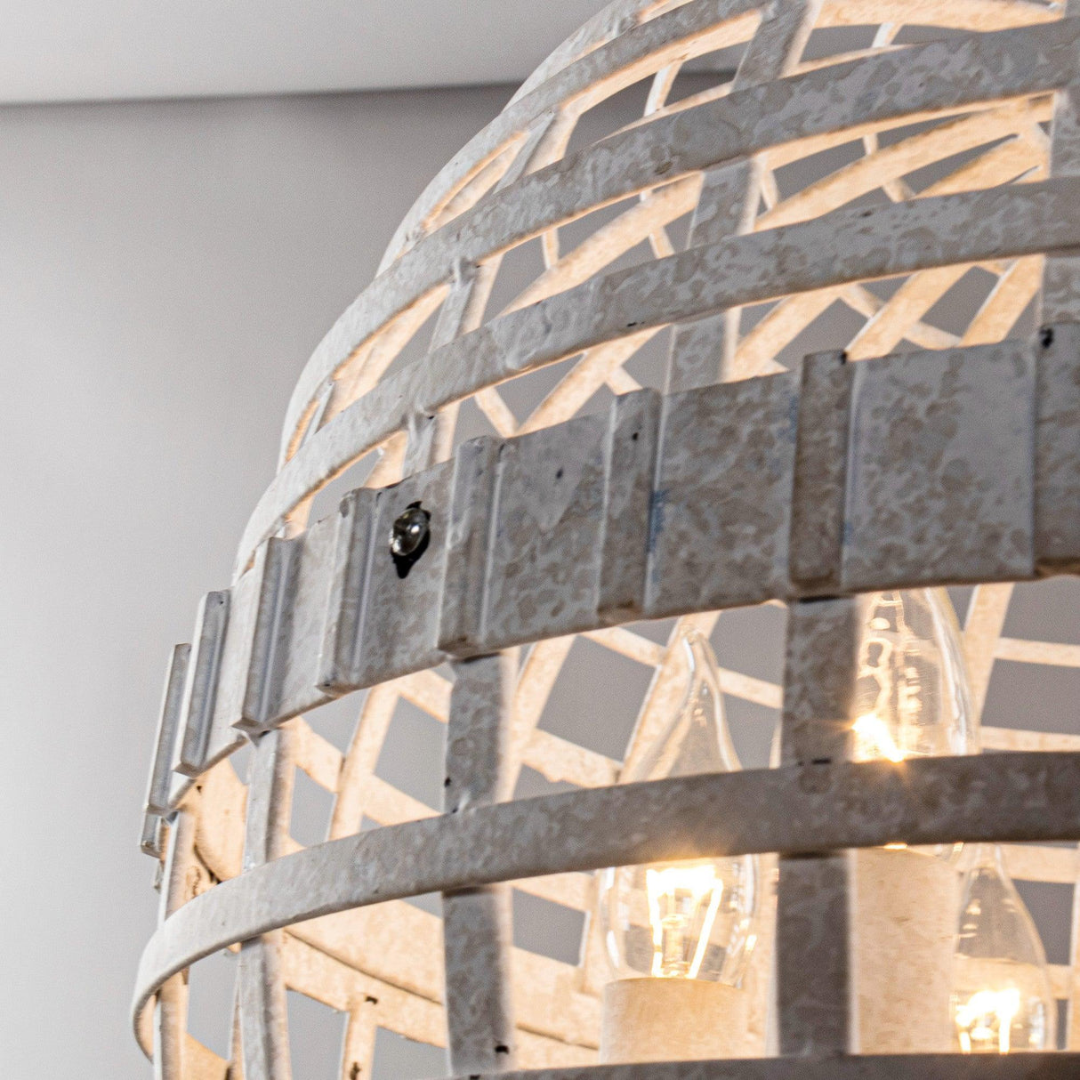 6-Light Vintage And Farmhouse Globe Island Pendant Light in White