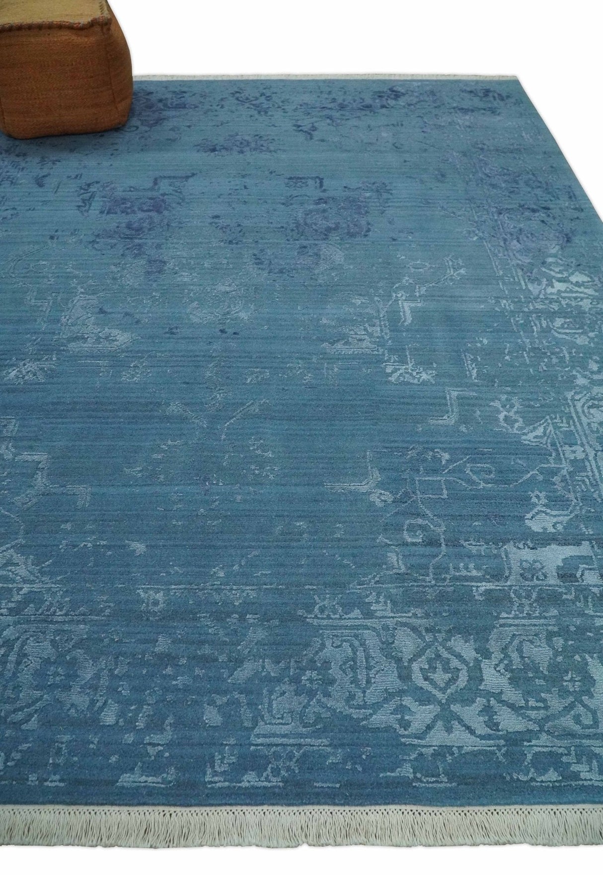 8x10 Blue Gray, Violet and Silver Traditional Handmade Wool and Art Silk Area Rug