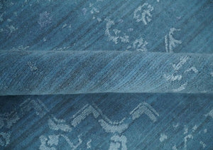 8x10 Blue Gray, Violet and Silver Traditional Handmade Wool and Art Silk Area Rug