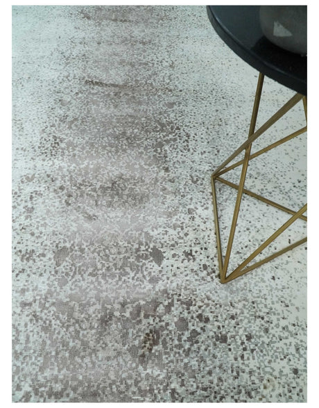 8x10 Ivory and Brown Modern Abstract Handmade Viscose Area Rug