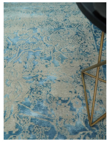 8x10 Premium Hand knotted Blue and Beige Traditional wool and Silk Area Rug