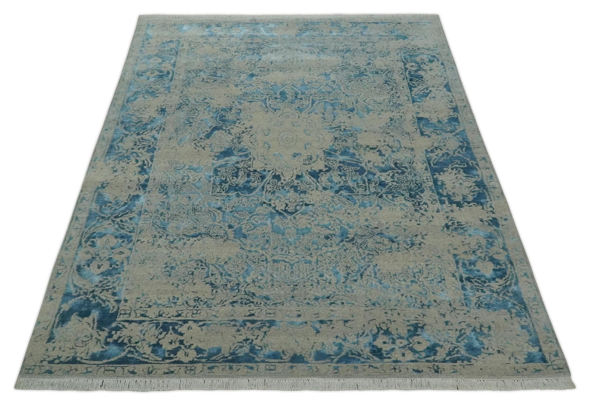 8x10 Premium Hand knotted Blue and Beige Traditional wool and Silk Area Rug