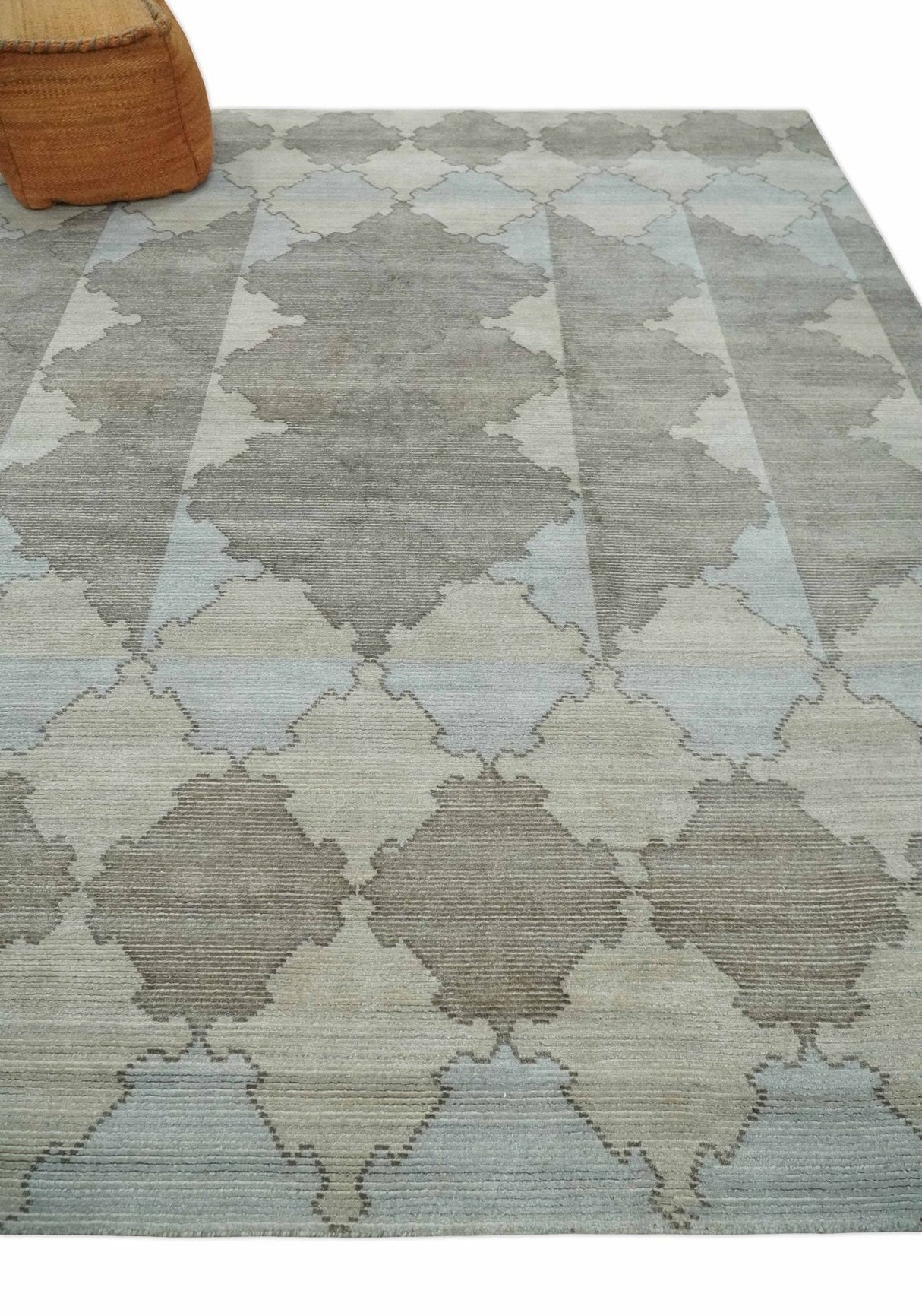 8x10 Silver and Gray Ikat design Handmade Art Silk Area Rug