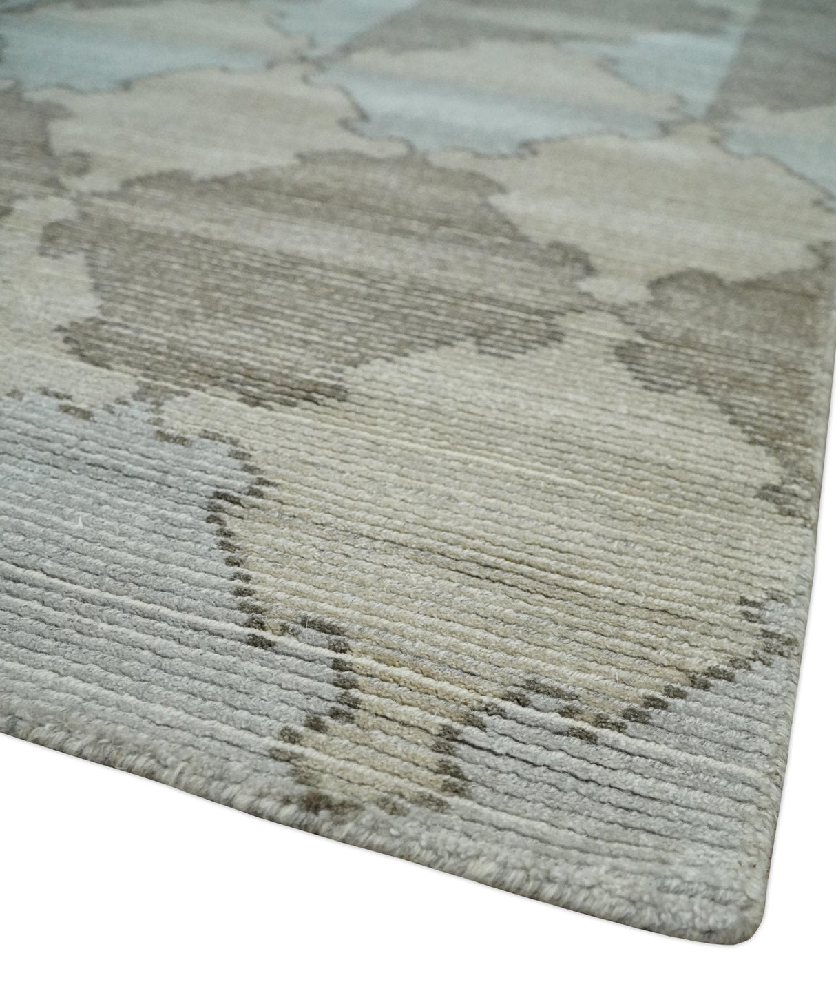 8x10 Silver and Gray Ikat design Handmade Art Silk Area Rug