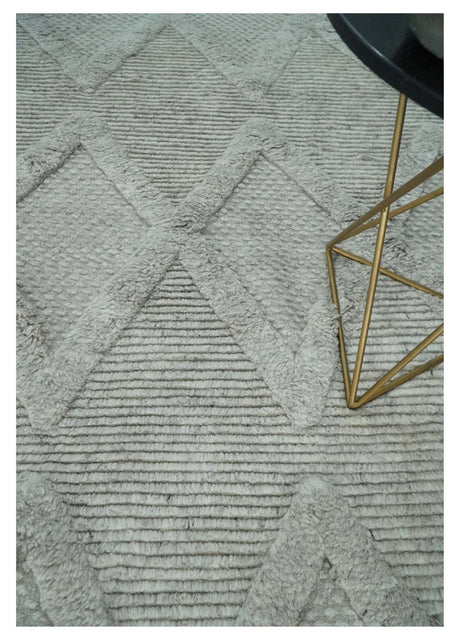 8x10 carved Texture Silver and Charcoal Geometrical hand knotted wool Area rug