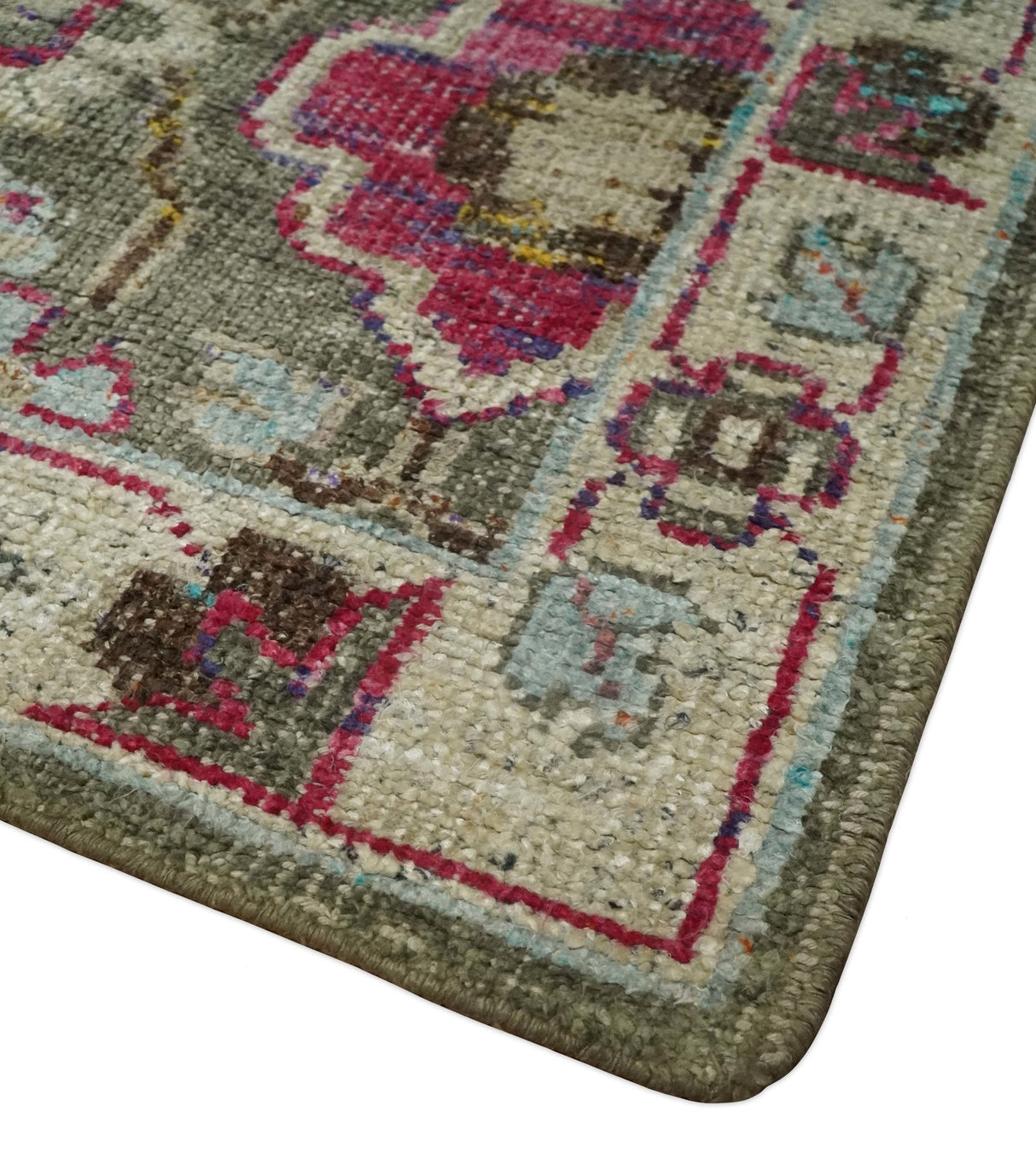 Antique Moss Green 5x8 Hand Knotted Beige and Pink Persian made of Bamboo Silk Area Rug | OP70