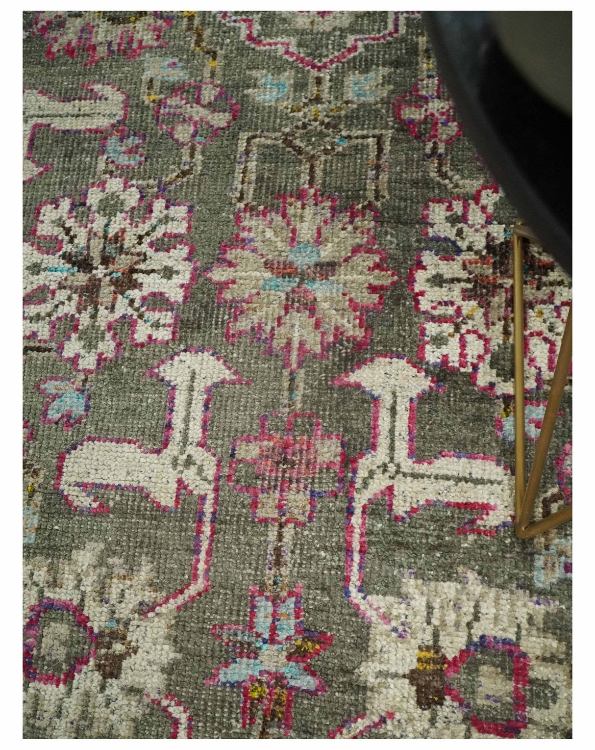 Antique Moss Green 5x8 Hand Knotted Beige and Pink Persian made of Bamboo Silk Area Rug | OP70