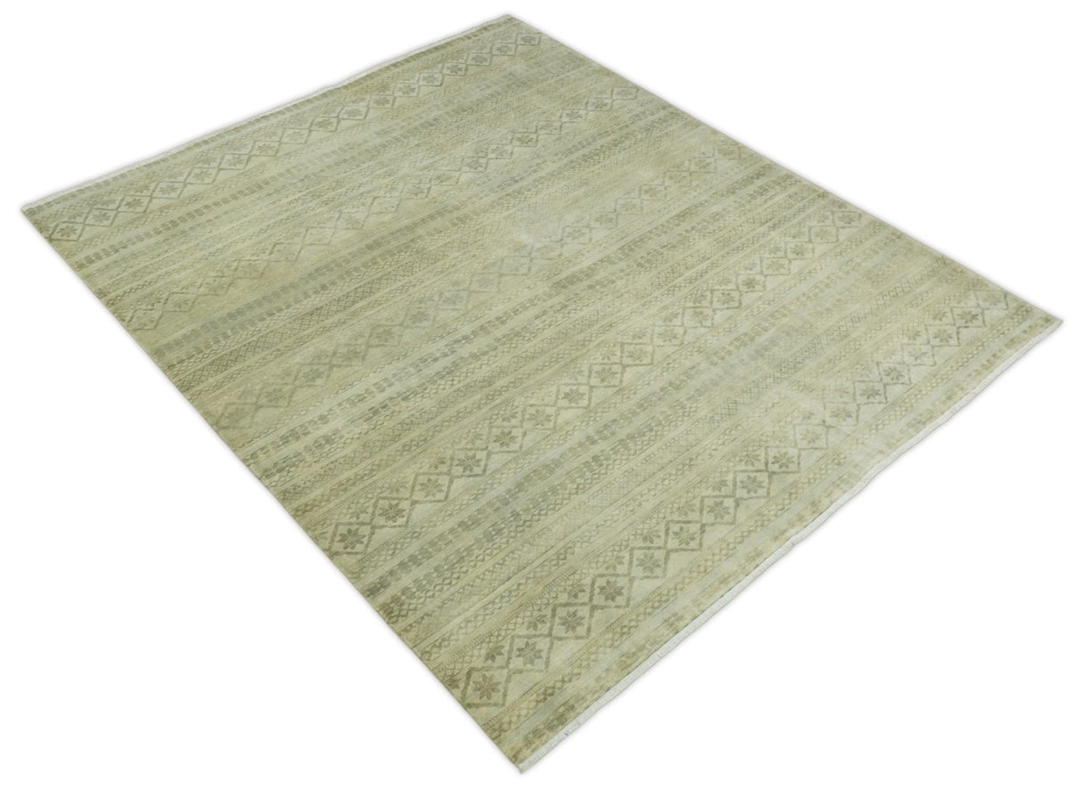Antique faded 8x10 Vintage Oriental Traditional Olive and Beige Wool Area Rug | TRDCP547810