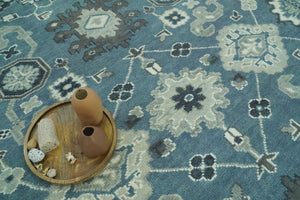 Antique look Shades of Teal and Ivory Traditional Oriental Oushak wool rug