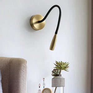 Avis Wall Lamp