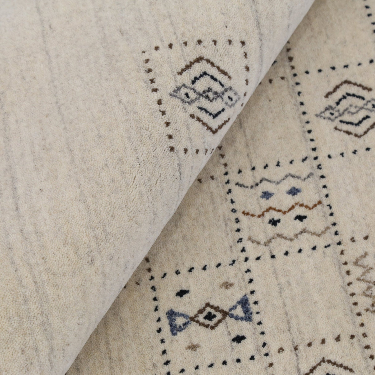 Beige Tribal Design Hand Loomed Wool Area Rug