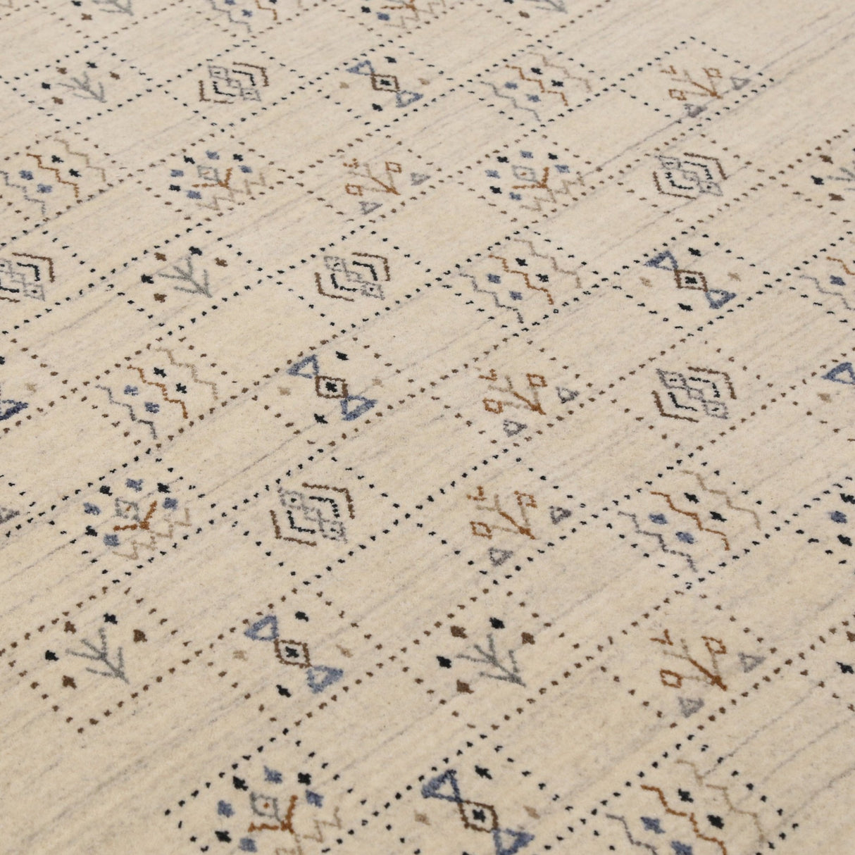 Beige Tribal Design Hand Loomed Wool Area Rug