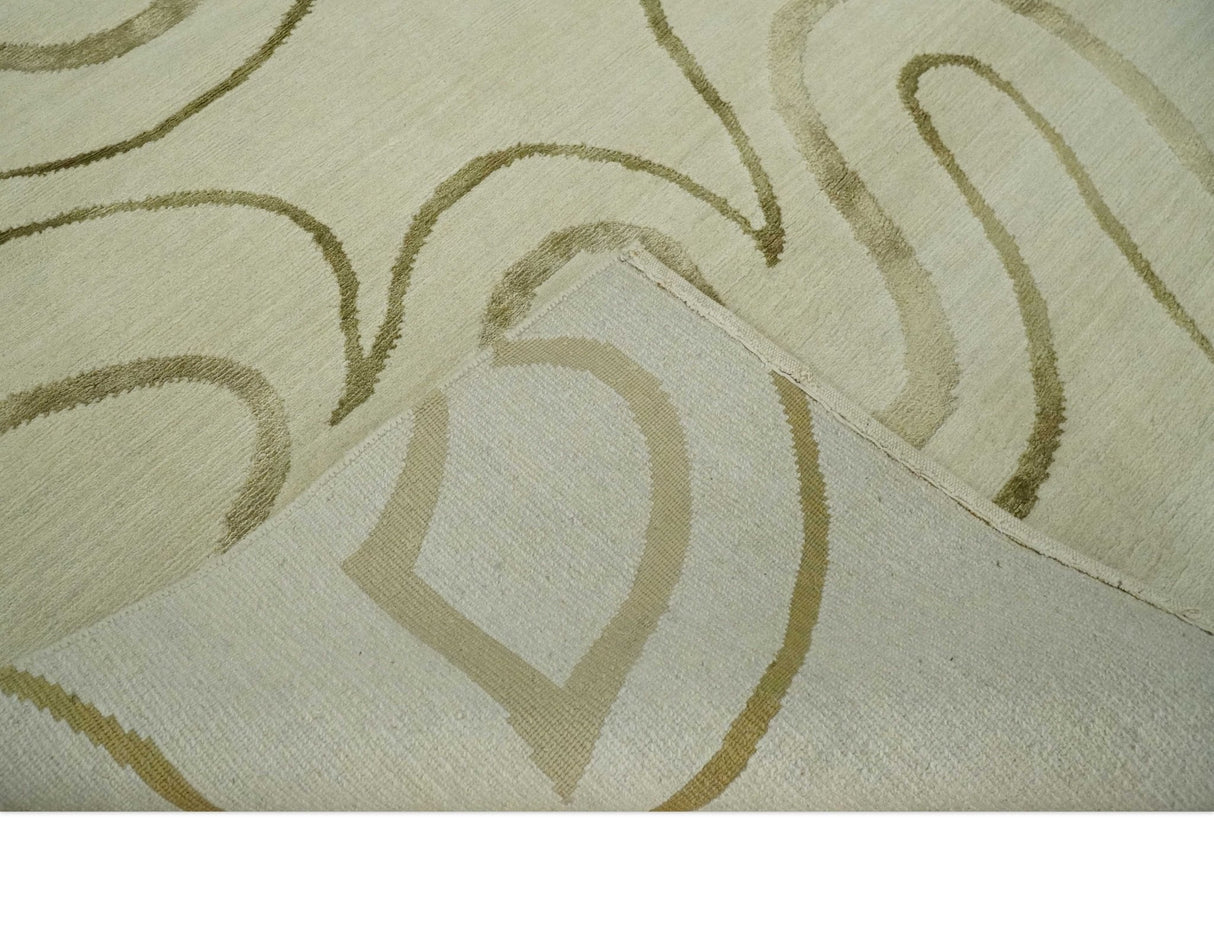 Beige and Olive Snake Design Handloom 5.x8.6 wool and art Silk Area Rug
