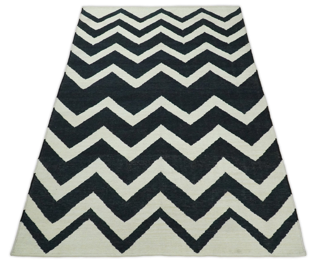 Black and Beige Outdoor Safe Hand Woven Dhurrie Rug Chevron Pattern