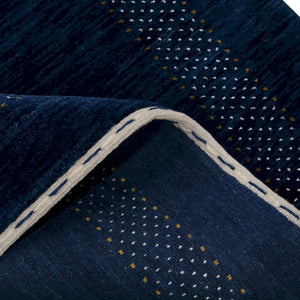 Blue And White Center Pattern Design Hand Loomed Wool Area Rug