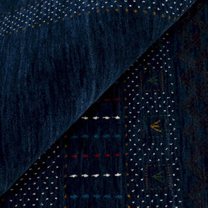 Blue And White Center Pattern Design Hand Loomed Wool Area Rug
