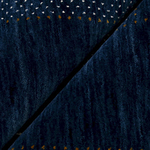 Blue And White Center Pattern Design Hand Loomed Wool Area Rug