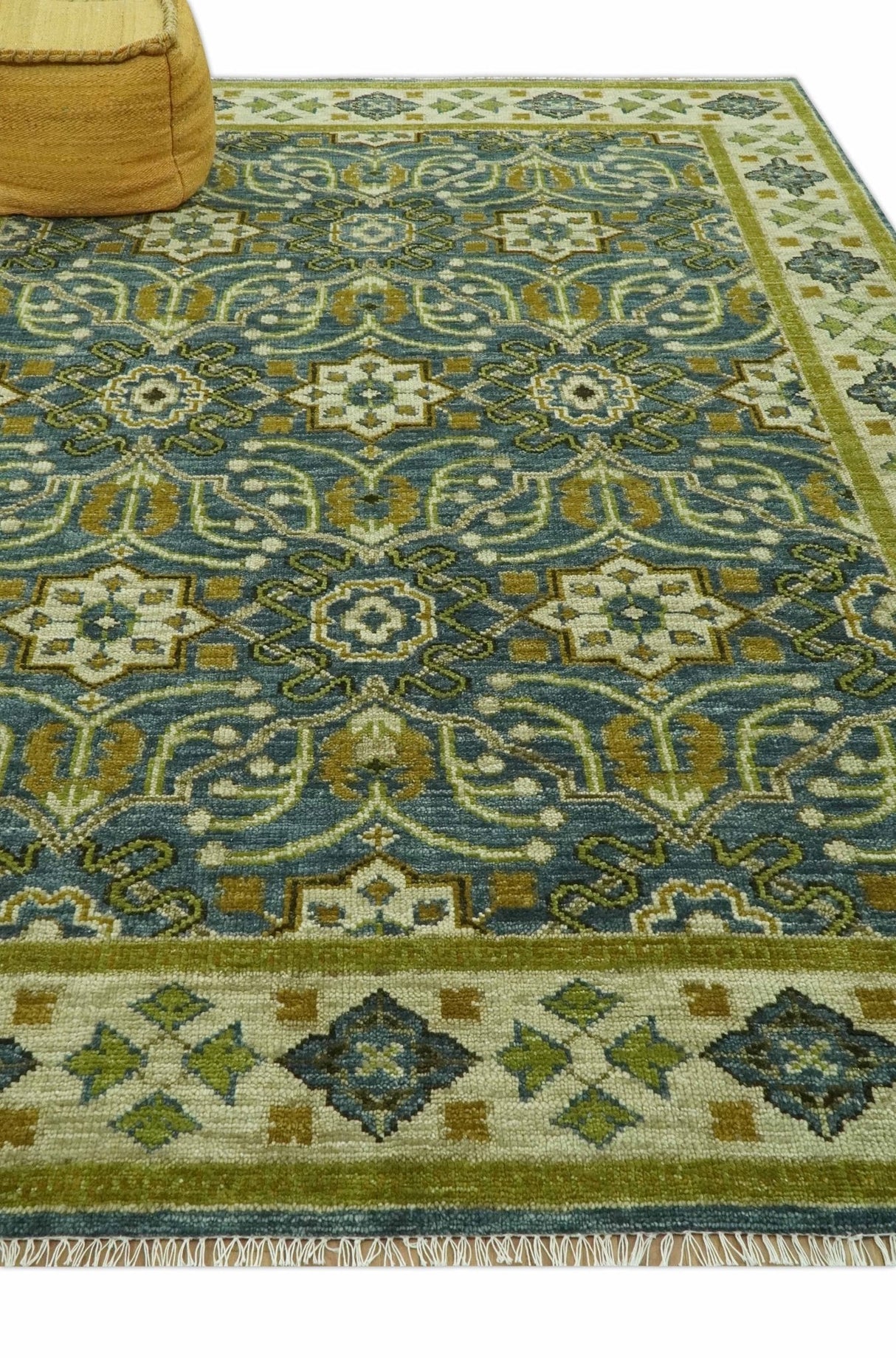 Blue and Olive Traditional motifs design 8x10 wool area rug