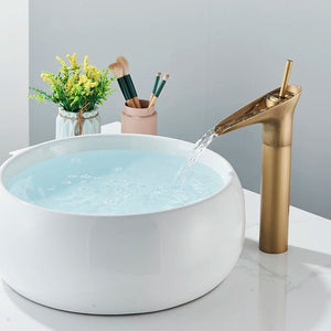 Cascade Luxe Faucet