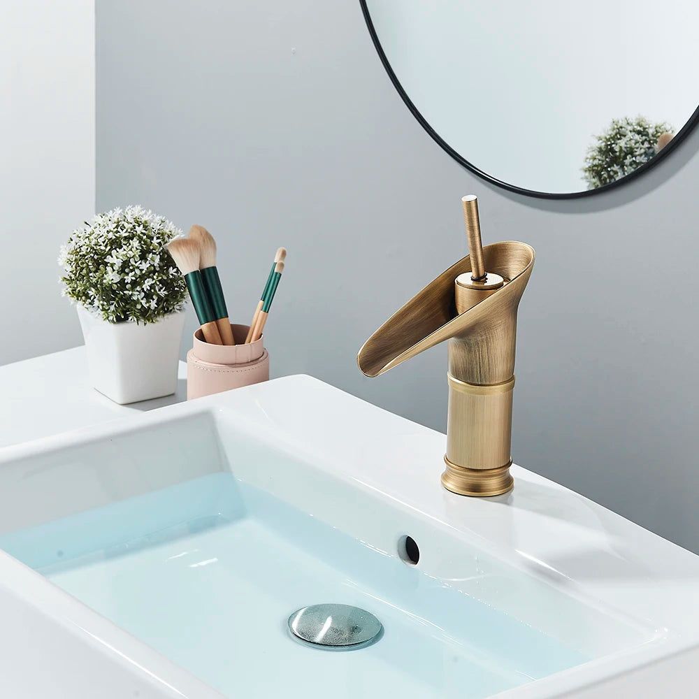 Cascade Luxe Faucet