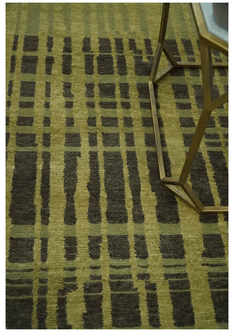Charcoal and Olive Modern Stripes Design 5.8x7.10 Hand loom wool area Rug