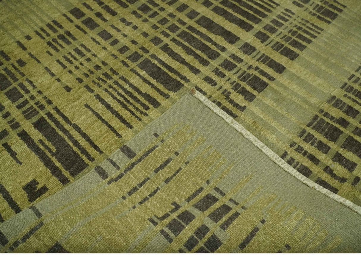 Charcoal and Olive Modern Stripes Design 5.8x7.10 Hand loom wool area Rug