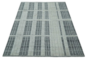 Charcoal and Silver Traditional Hand Knotted 8x10 Geometrical Pattern Wool Area Rug