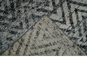 Chevron Silver and Black Shaded Scandinavian 5x8 Bamboo Silk Flatwoven Area Rug | HL36