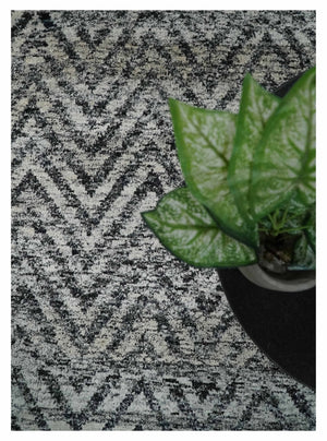 Chevron Silver and Black Shaded Scandinavian 5x8 Bamboo Silk Flatwoven Area Rug | HL36