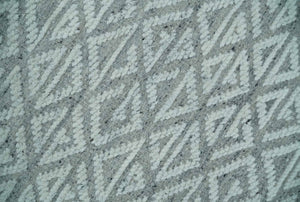 Contemporary 8x10 carved pattern Ivory and Gray hand knotted wool rug