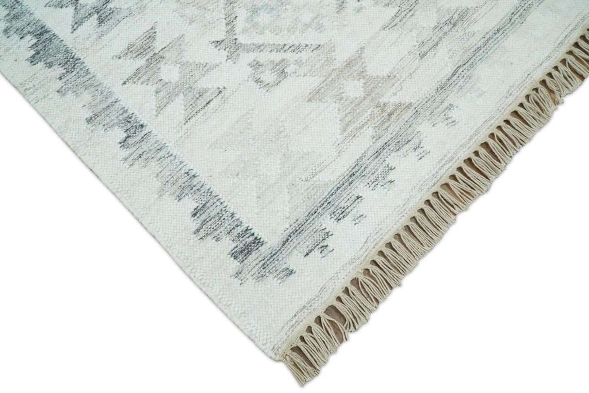 Contemporary Ivory and Gray Hand Woven Rug made with Fine Blended Wool