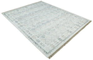 Contemporary Ivory and Gray Hand Woven Rug made with Fine Blended Wool