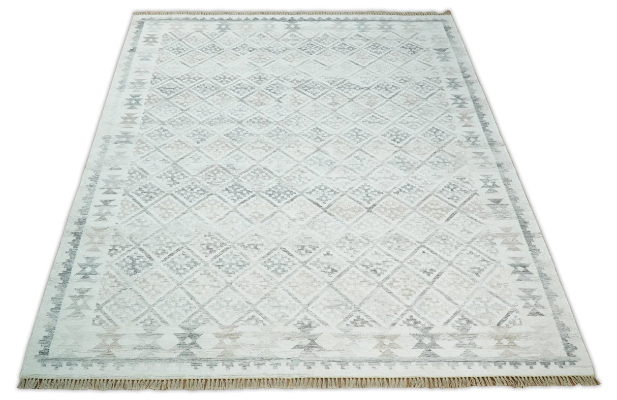 Contemporary Ivory and Gray Hand Woven Rug made with Fine Blended Wool