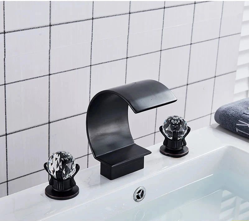 Cresent Cascade Faucet