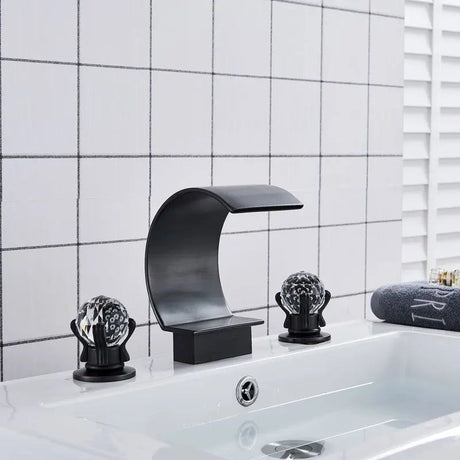 Cresent Cascade Faucet