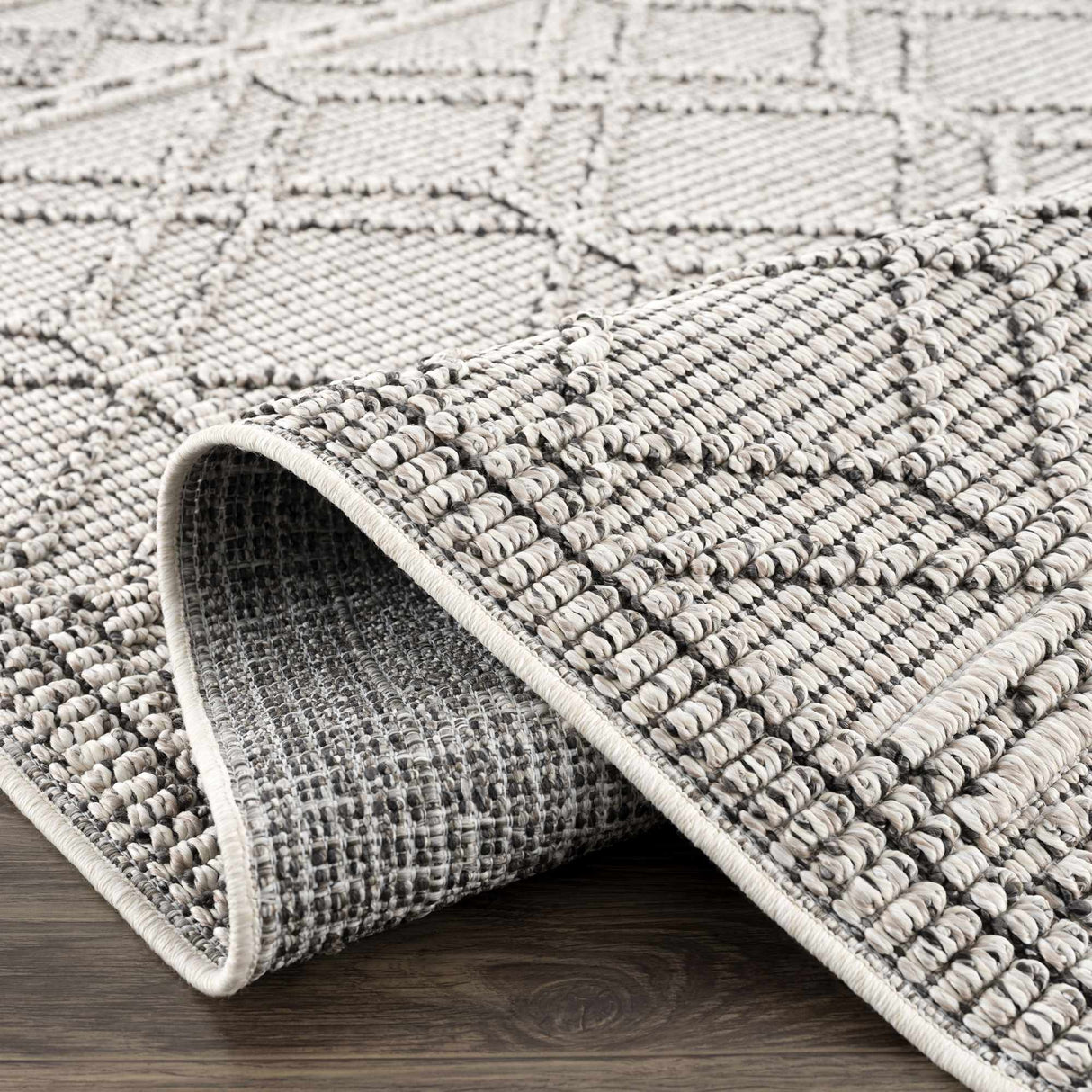 Diah Bone Textured Trellis Rug