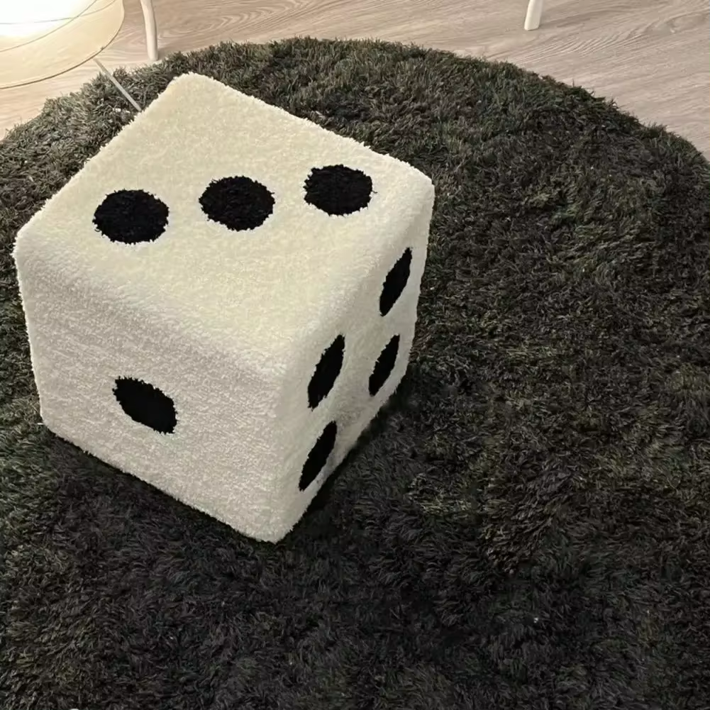 Dice Pouf