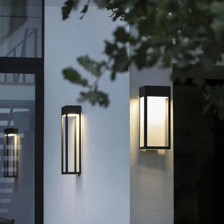 Dinan Outdoor Wall Lamp