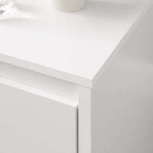 Evelynn 18" Contemporary Nightstand