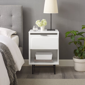 Evelynn 18" Contemporary Nightstand