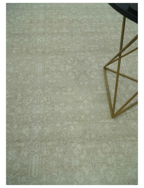 Fine Antique Design Ivory and light Olive Traditional Hand Knotted 8x10 wool area Rug