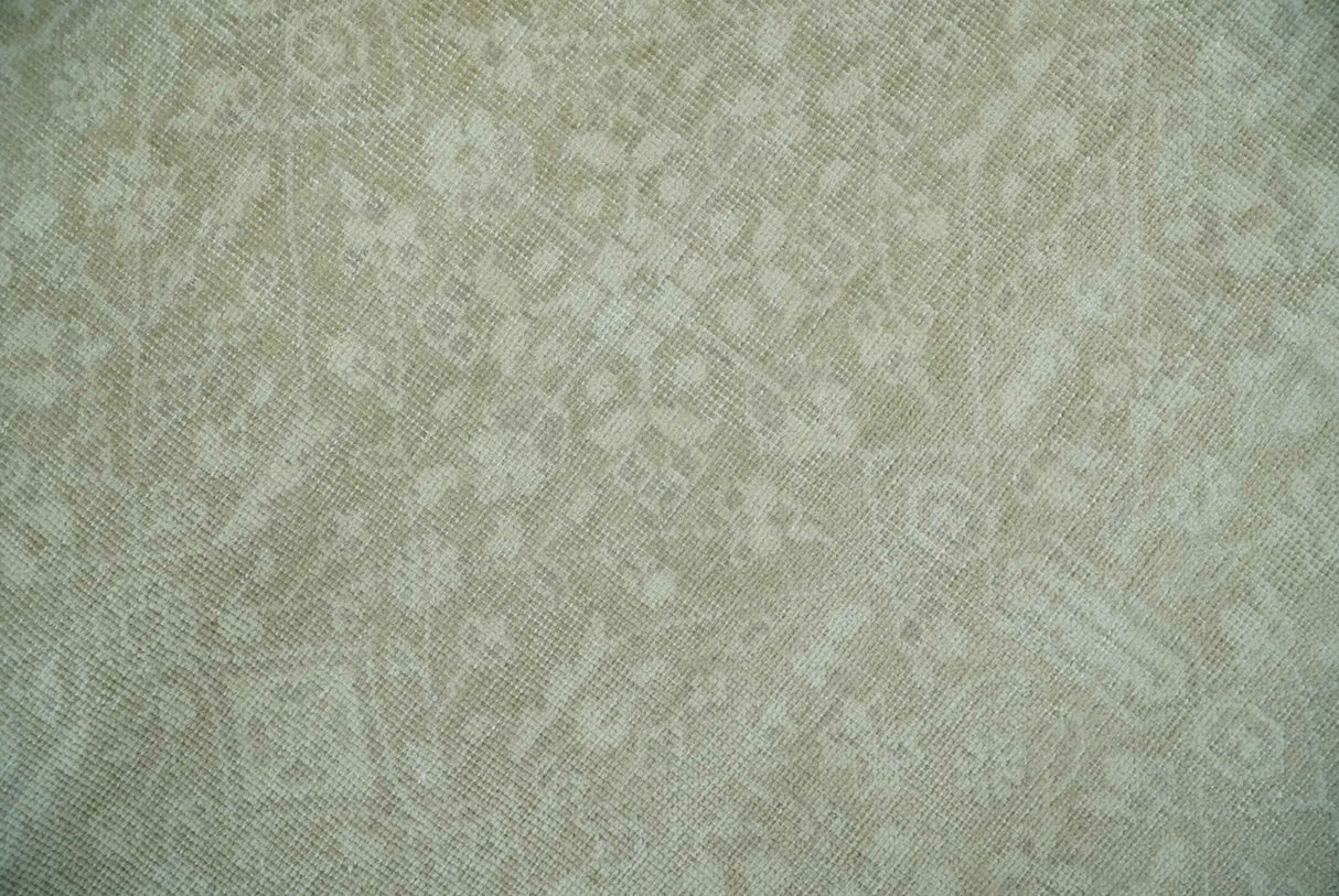 Fine Antique Design Ivory and light Olive Traditional Hand Knotted 8x10 wool area Rug